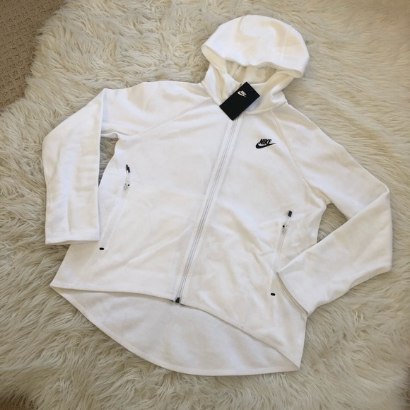 Nike Tops - ✔️ NWT✔️ NIKE Sportswear Tech Fleece cape